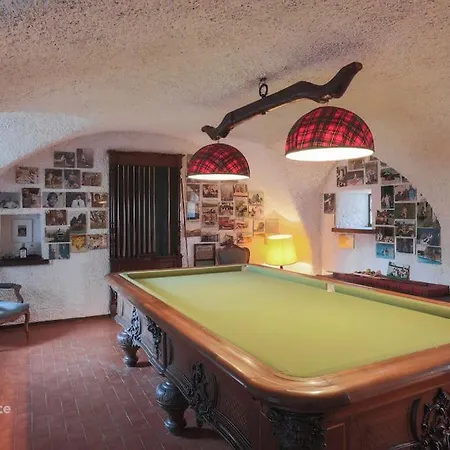 Serafella Villa