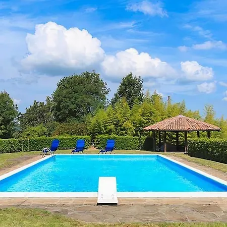 Serafella Villa